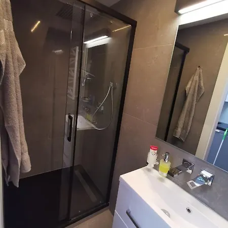 Luksusowy Darterski Przy Plazy - Parking Lejlighed *